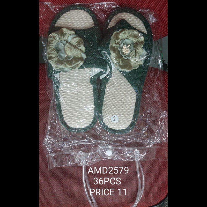 Slippers (36 PCS) wholesale Dubai